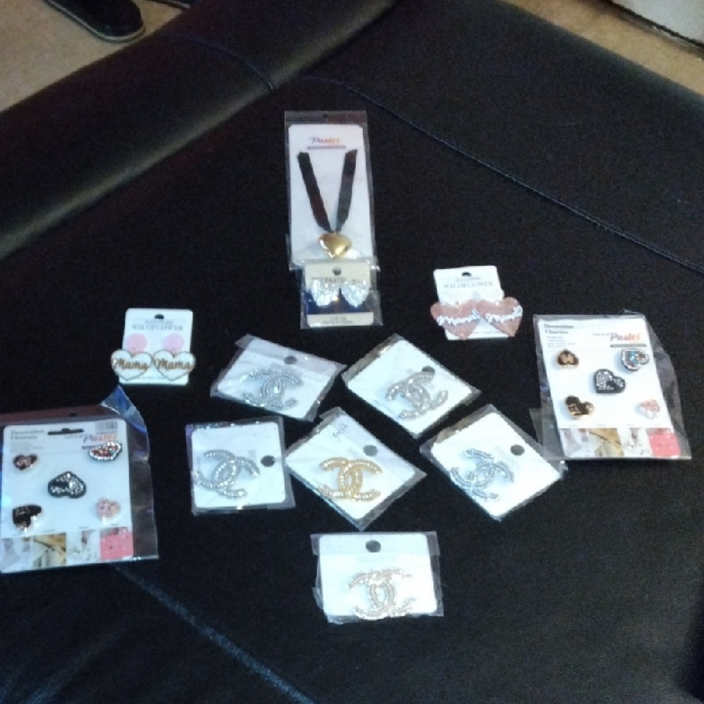 Elegant Silver and Gold Phone Accessories Set